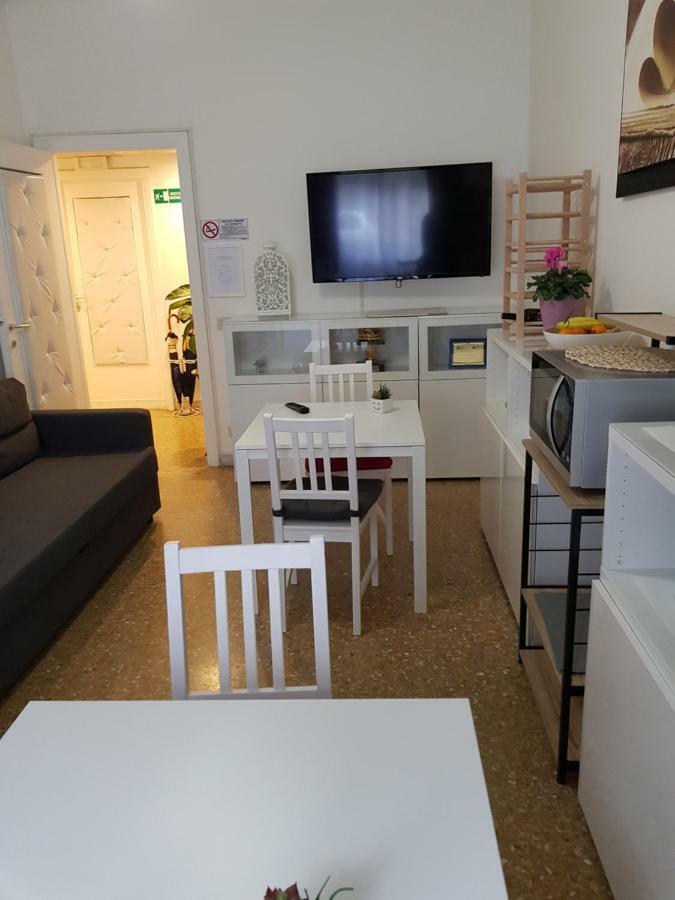 로즈 안티케 바티칸 B&B 로마 외부 사진