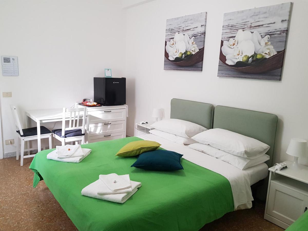 로즈 안티케 바티칸 B&B 로마 외부 사진